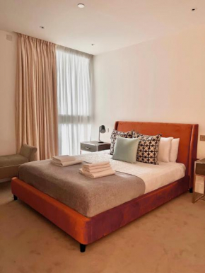 Luxury 2 Bedroom Apartment in Old Street, London